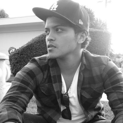bruno-mars-baseball-cap.jpg